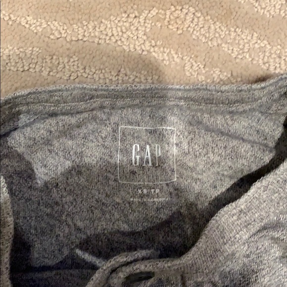 MENS GAP BUTTON UP LONGSLEEVE - XTRA SMALL - Picture 3 of 3